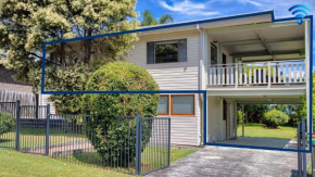 Lionel Gem, Shoal Bay
